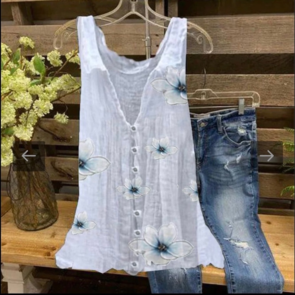 White Blue flower print tank top size M